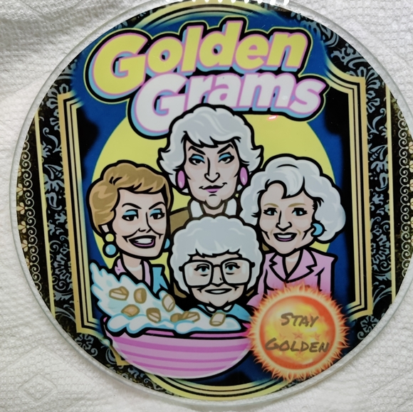 Golden Girls cutting board. - Picture 9 of 10